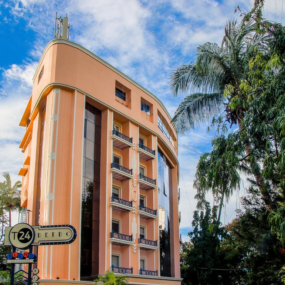 T24 Retro Hotel Mumbai Exterior foto